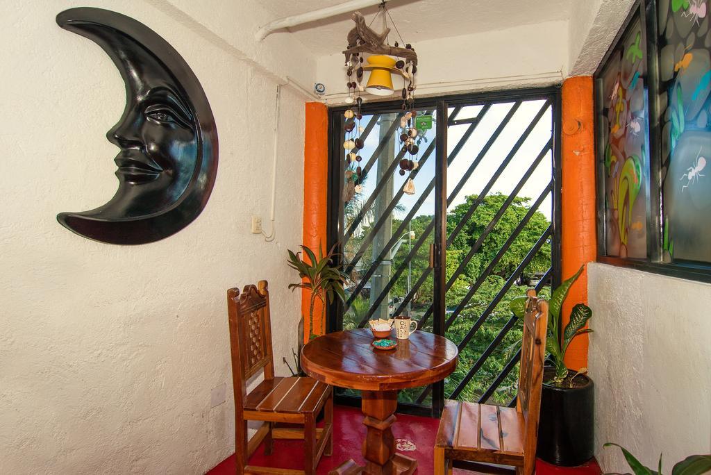 Hotel El Hormiguero Playa del Carmen Bagian luar foto