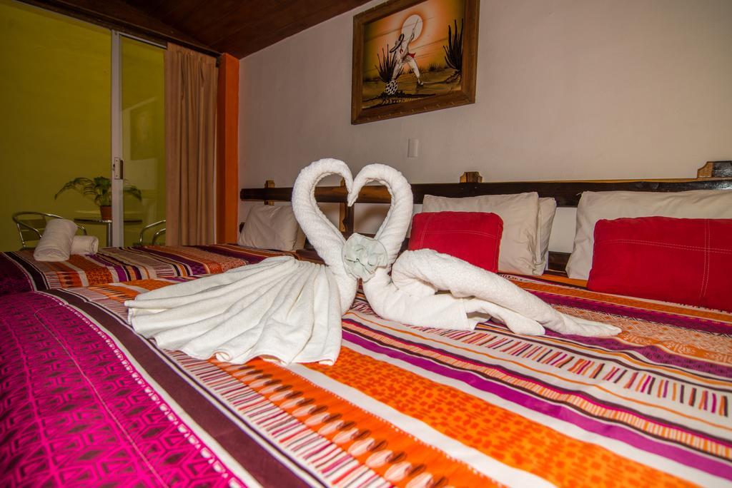 Hotel El Hormiguero Playa del Carmen Bagian luar foto