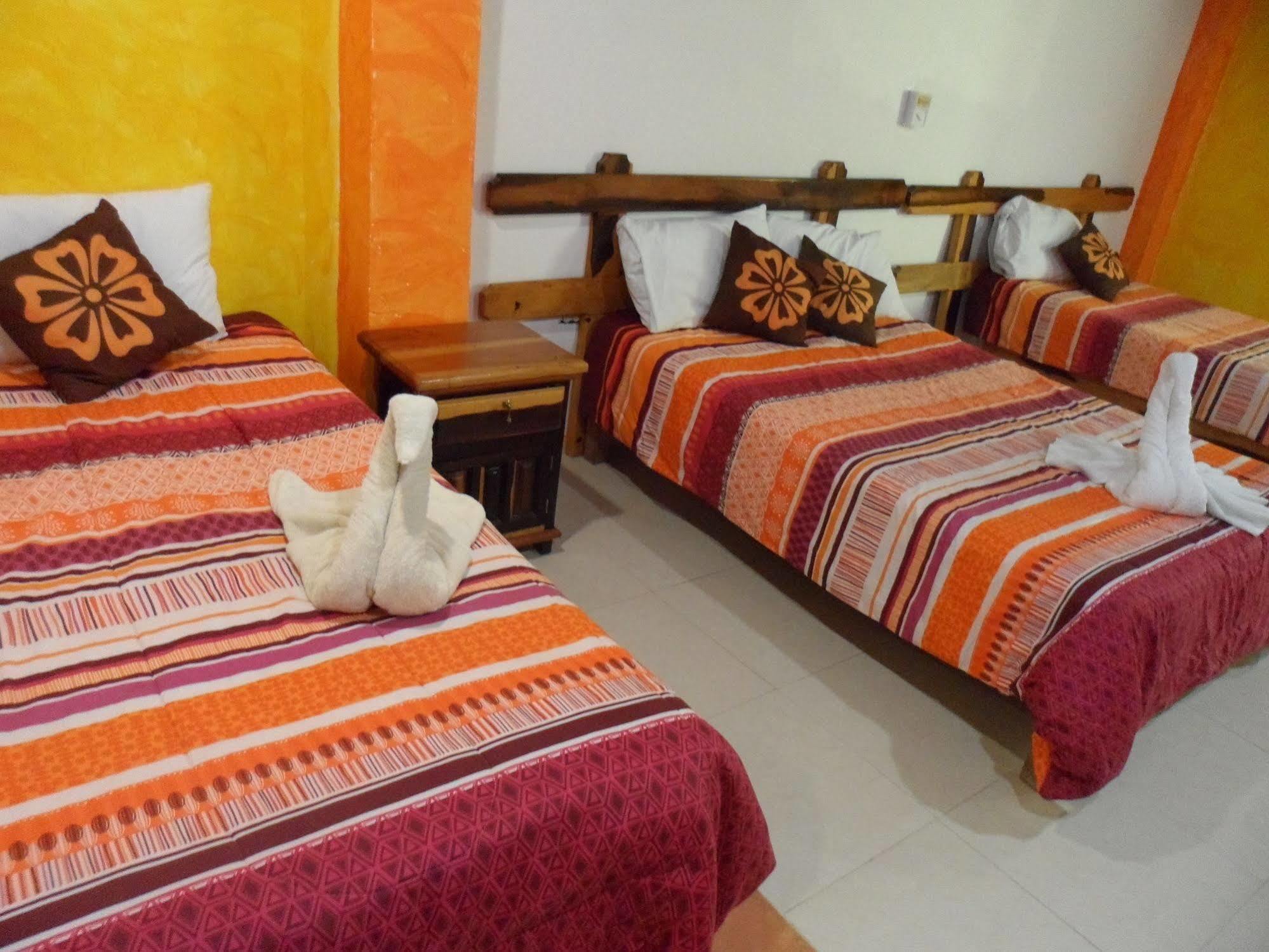 Hotel El Hormiguero Playa del Carmen Bagian luar foto